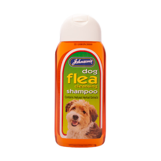 Johnsons Dog Flea Cleansing Shampoo