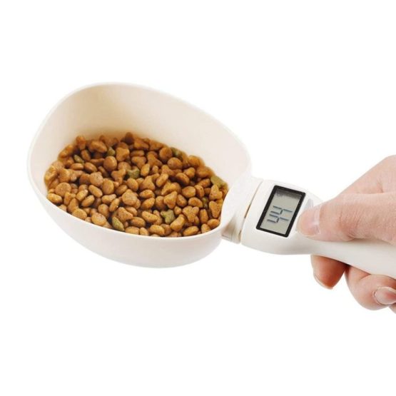 Quanna Electronic Pet Food Weighing Spoon - upclose